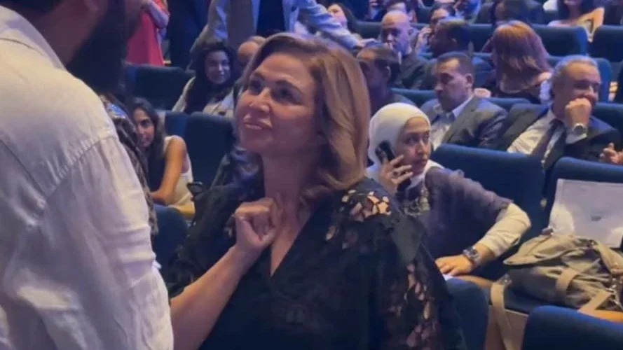 إلهام شاهين وروجينا في افتتاح مهرجان نقابة المهن التمثيلية