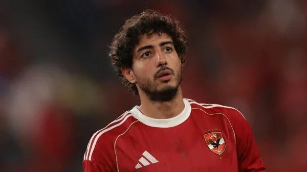 مهيب عبد الهادي يتساءل عن استبعاد محمد هاني وإمام عاشور