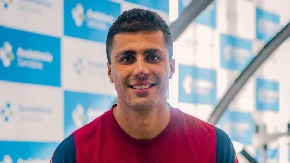 شكوك حول مشاركة رودري أمام باريس وغيابات تضرب برشلونة