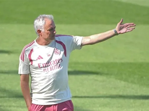 ريال مدريد بقيادة مورينيو يسعى للمنافسة على لقب الليجا